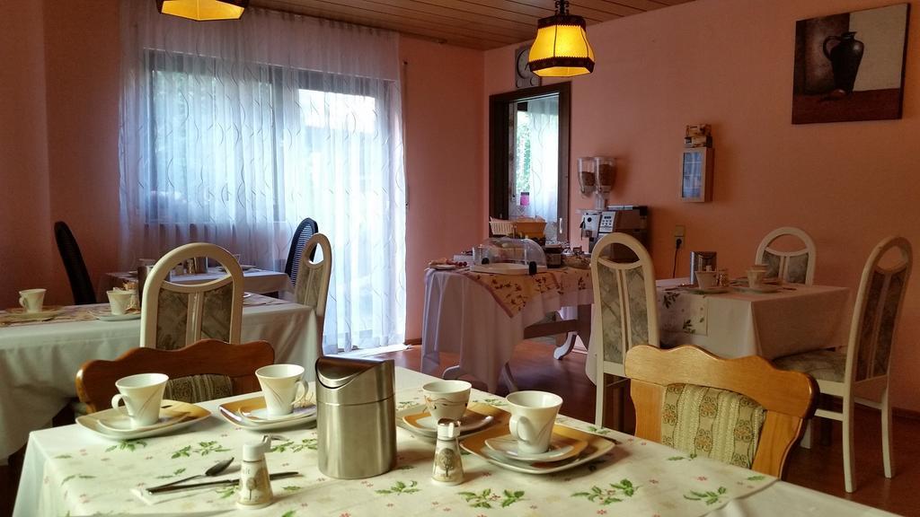 Pension Laas Остфильдерн Экстерьер фото